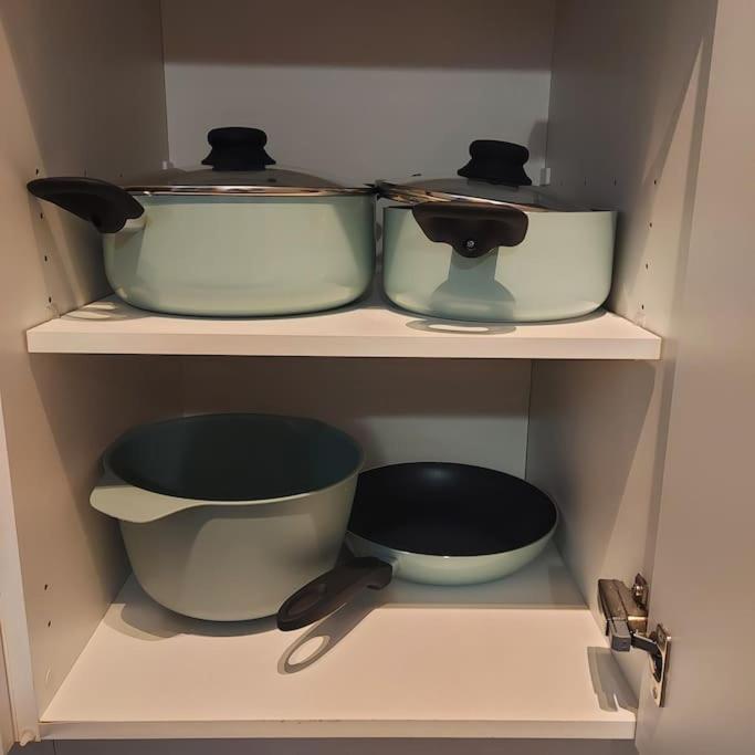 Stylish Station Apartment In Rochester With Free Parking Wainscot Luaran gambar